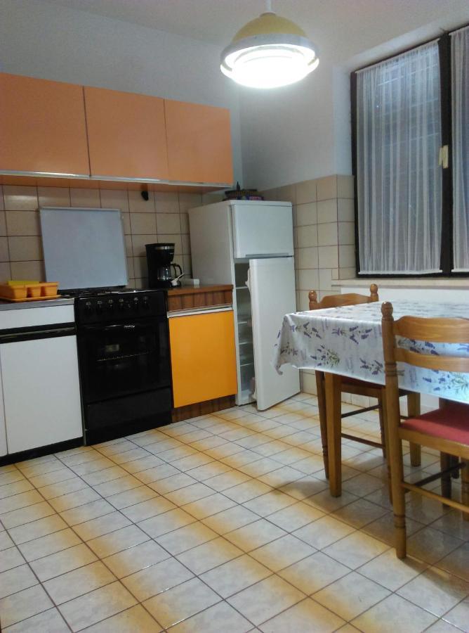 Apartmani Vrzic Baska  Exterior photo